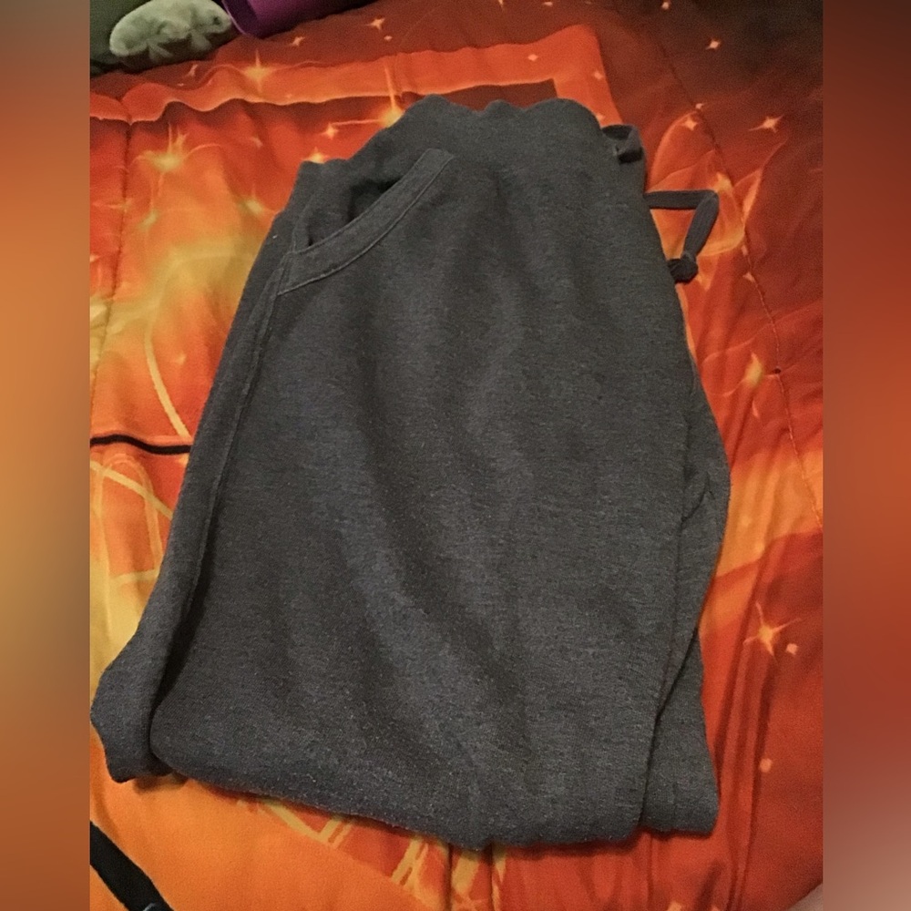 Grey champion sweatpants size small men’s